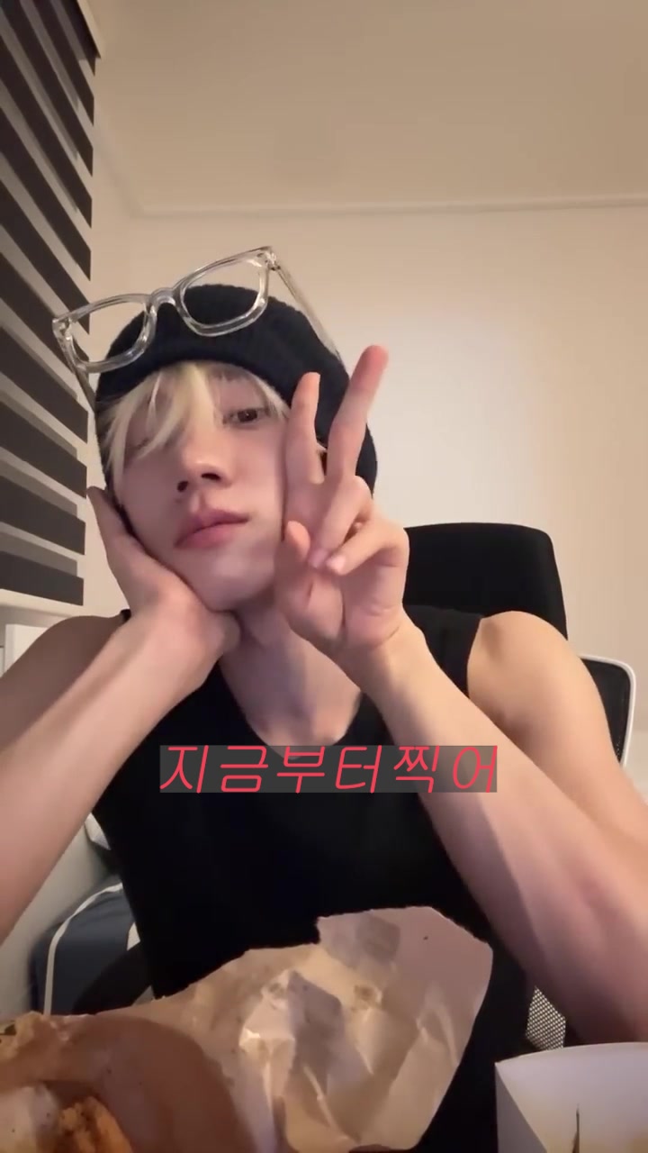 @늑준