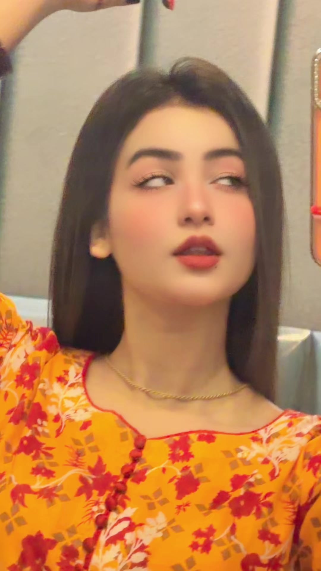 @Izzah khan🔥