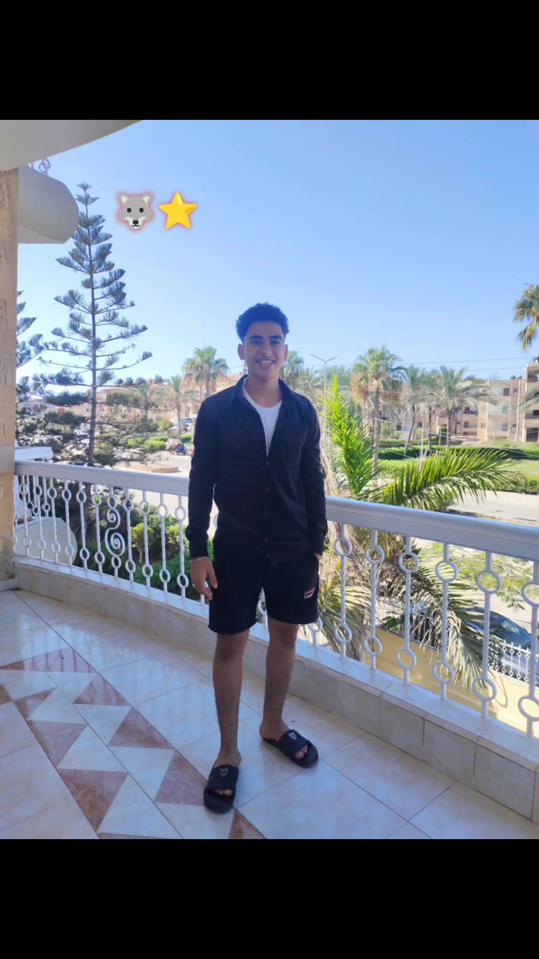 @Mi🐺Na