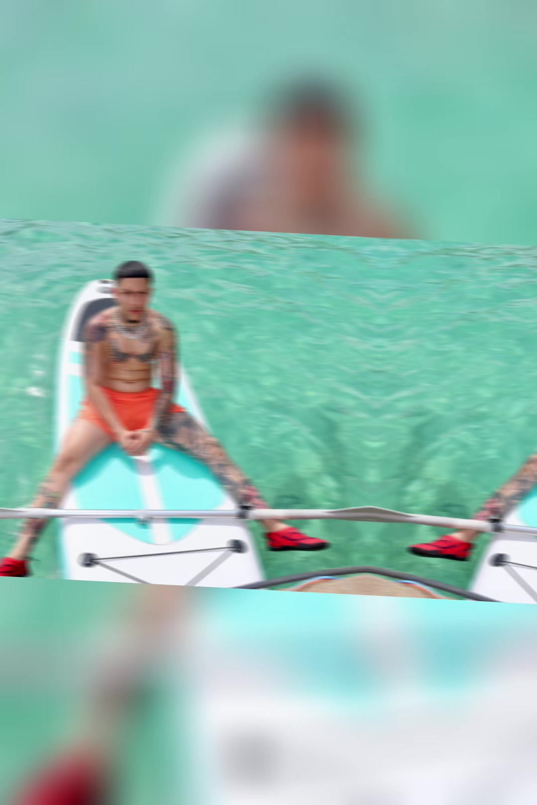 @JeyOne