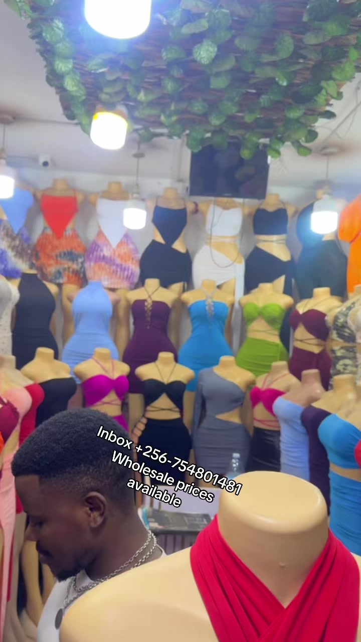 @DWfashons 256ug🇺🇬
