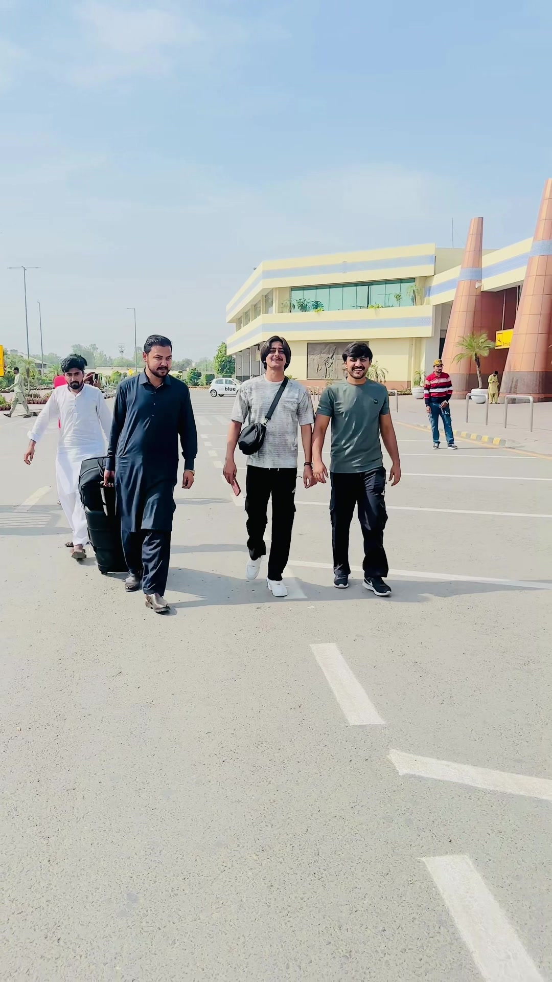 @عدیل گورایہ 🇬🇧
