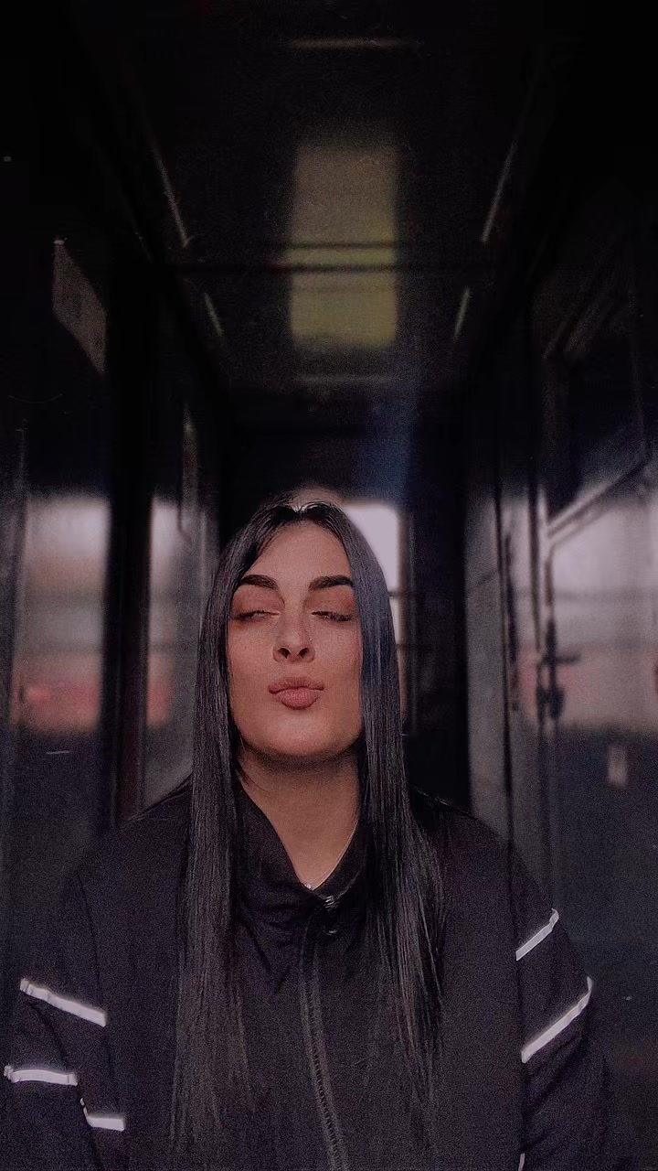 @__🚂🇷🇺🇦🇲👊🏻__
