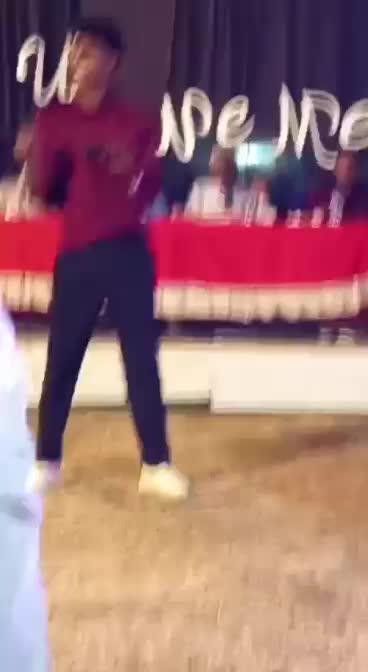 @ᗩᑎᑭᑌ_ 🥃 16_🍷