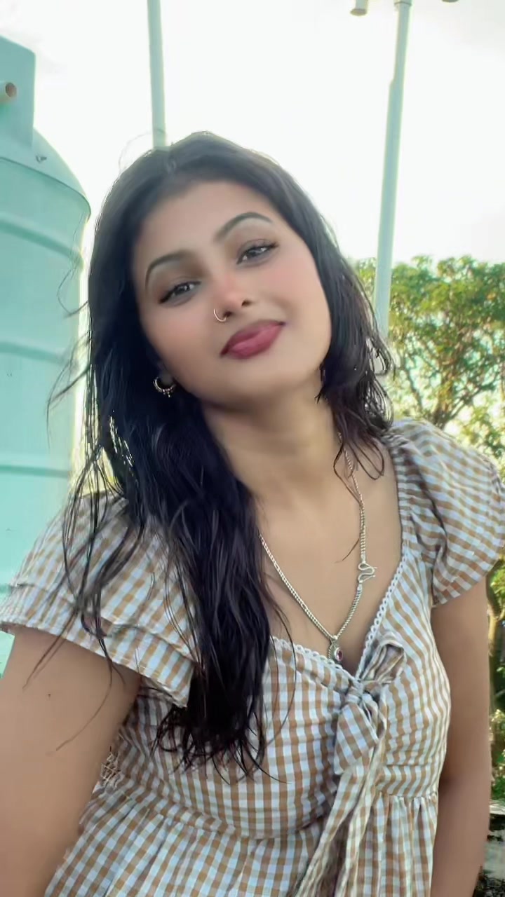 @👑Nesa Yadav❣️🦋