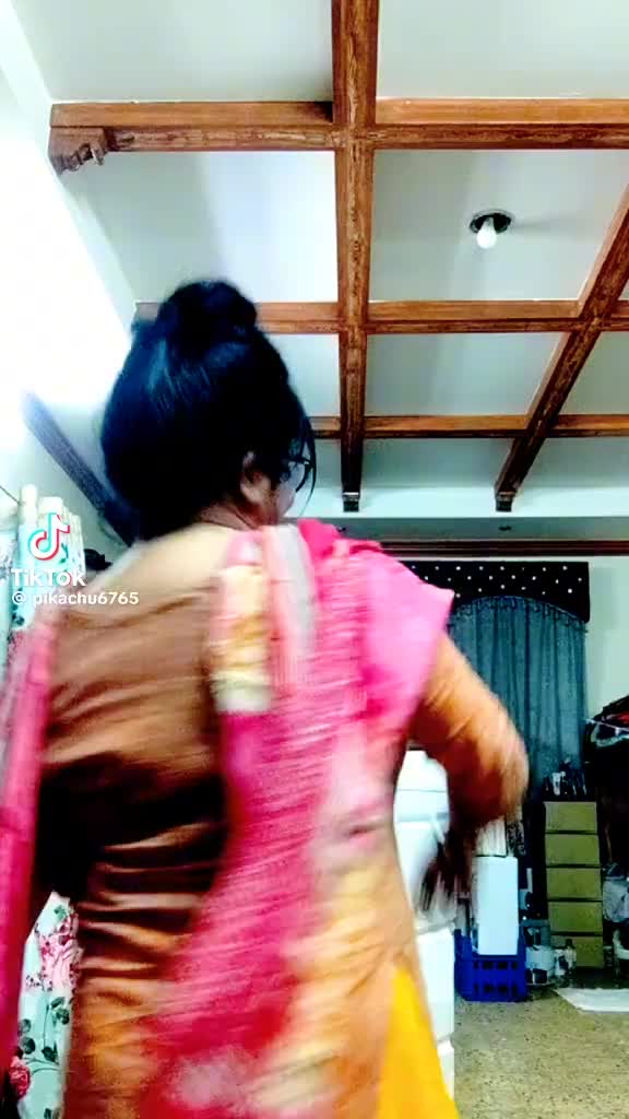 @অচেনা মানুষ