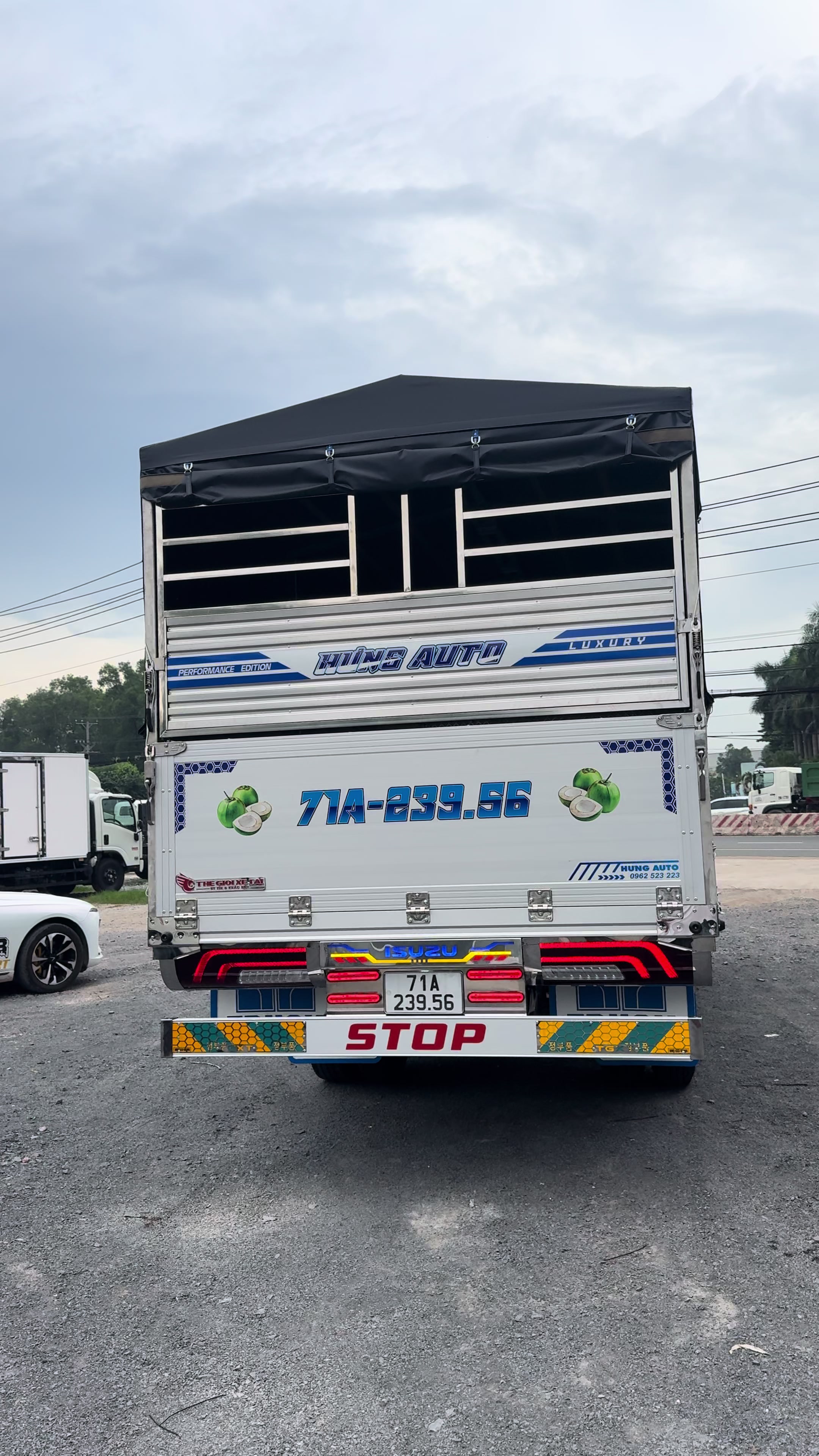 @Hoàng Hưng Xe Tải