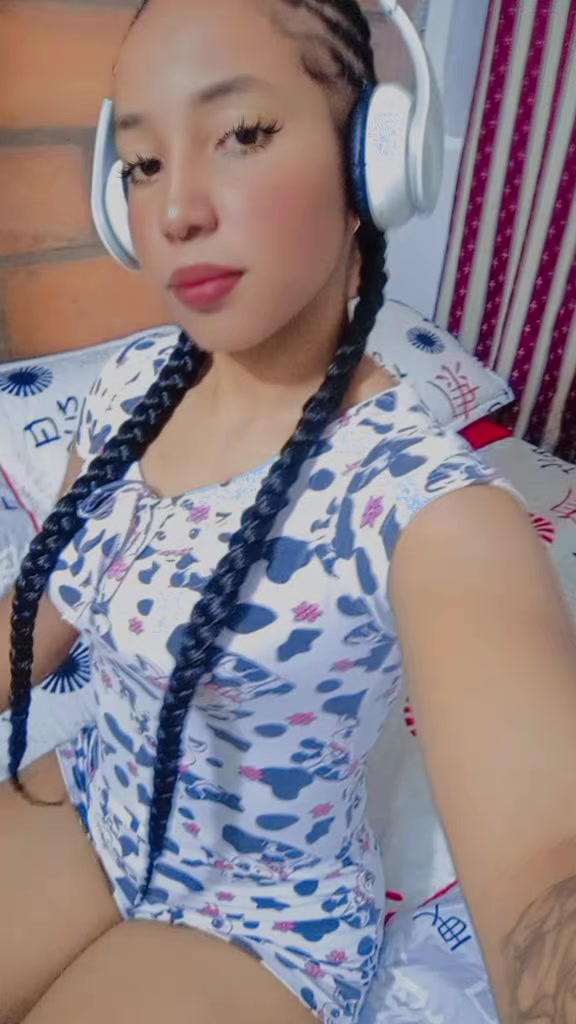 @Valentina Mosquera