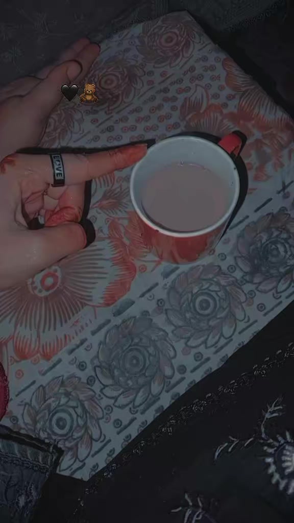 @کوئی اپنا نہیں💔