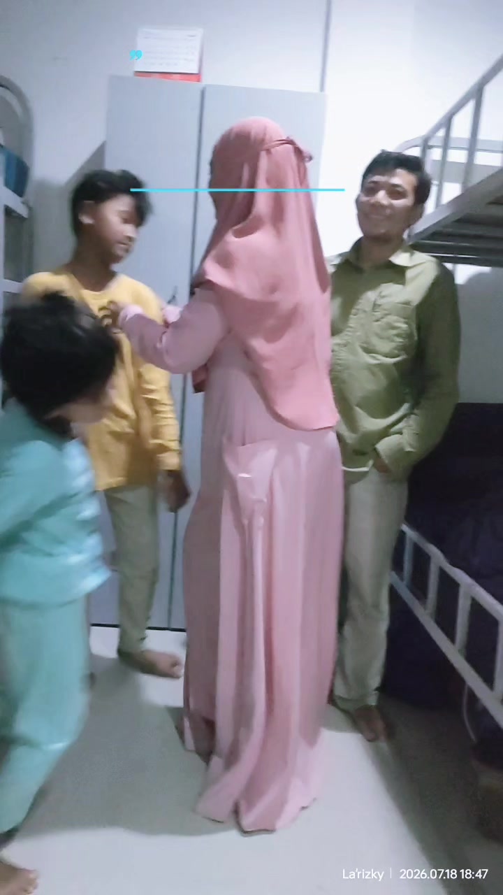 @larizky