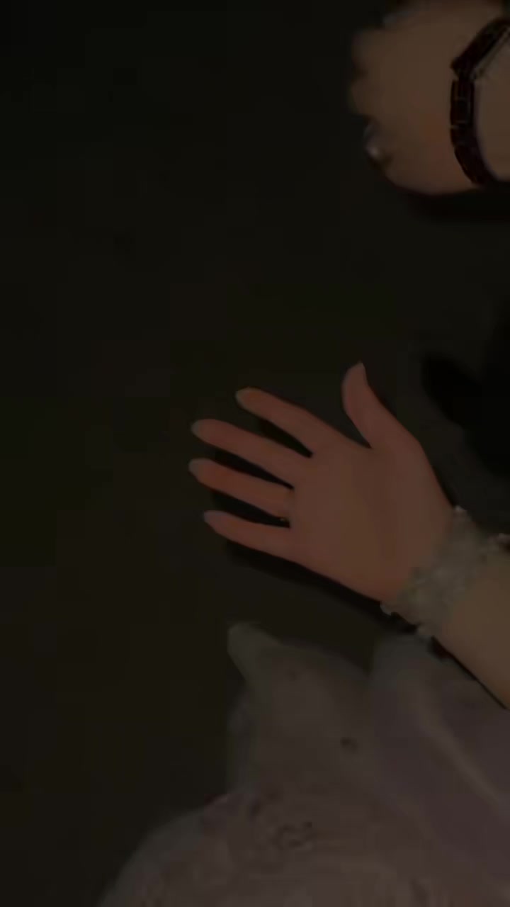 @m h
