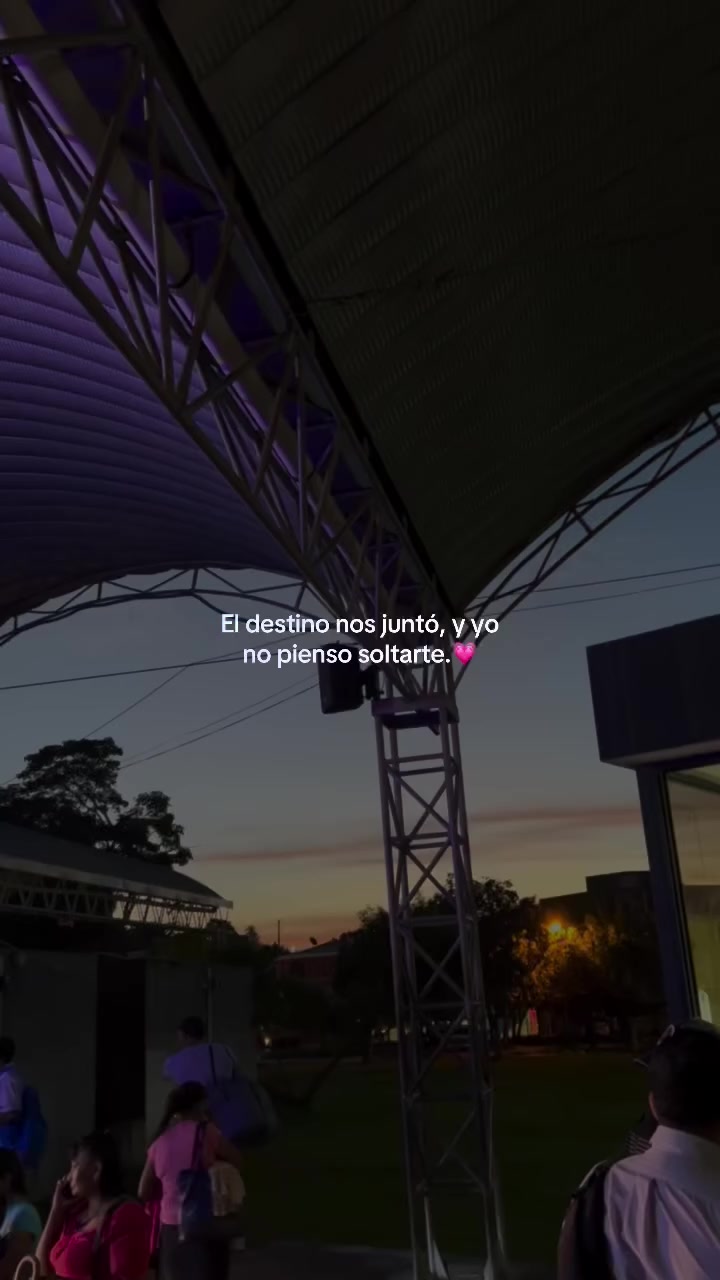 @HACHE ROSALES 🧃