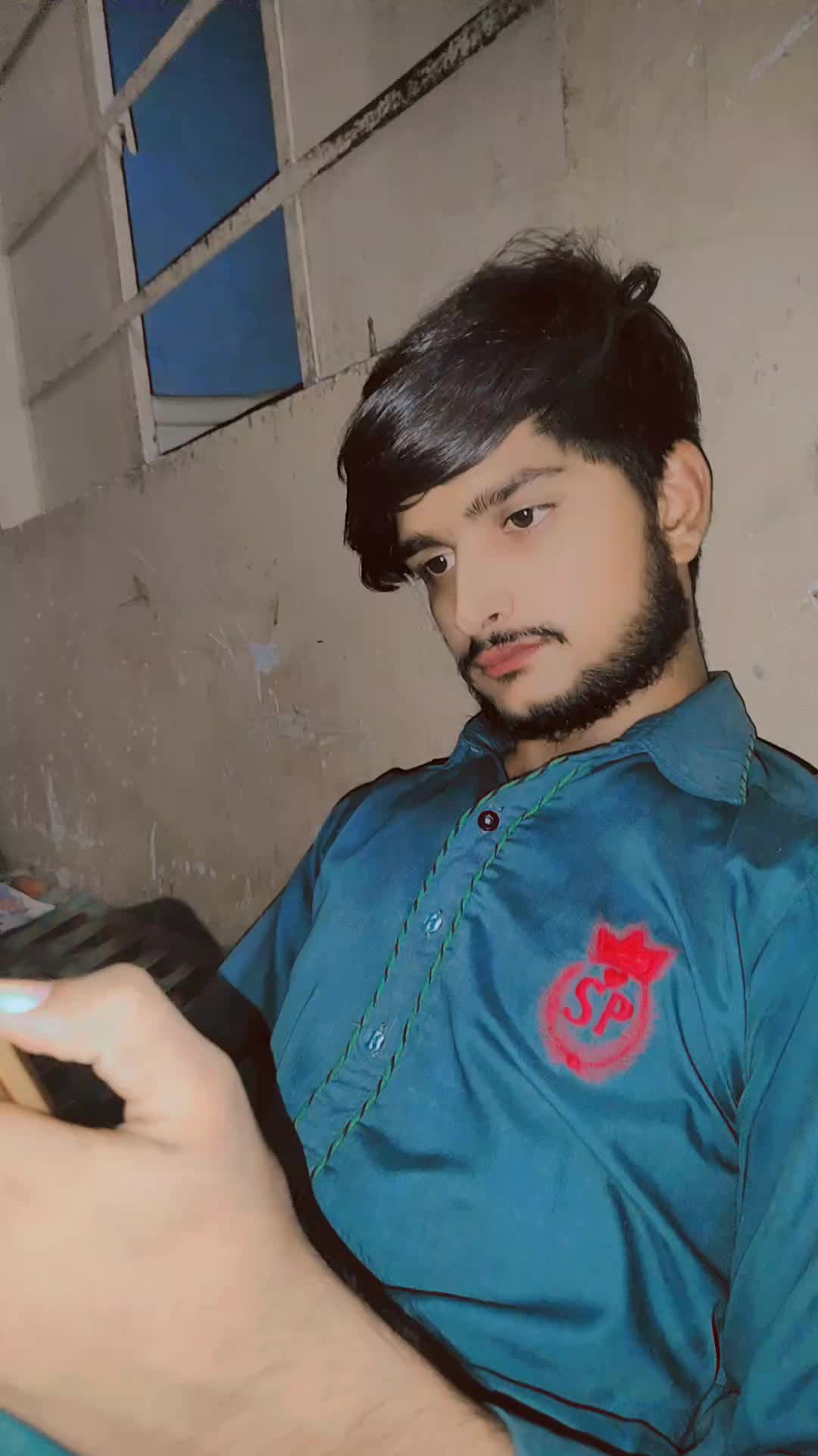 @𝙋𝙖𝙧𝙞 🌸