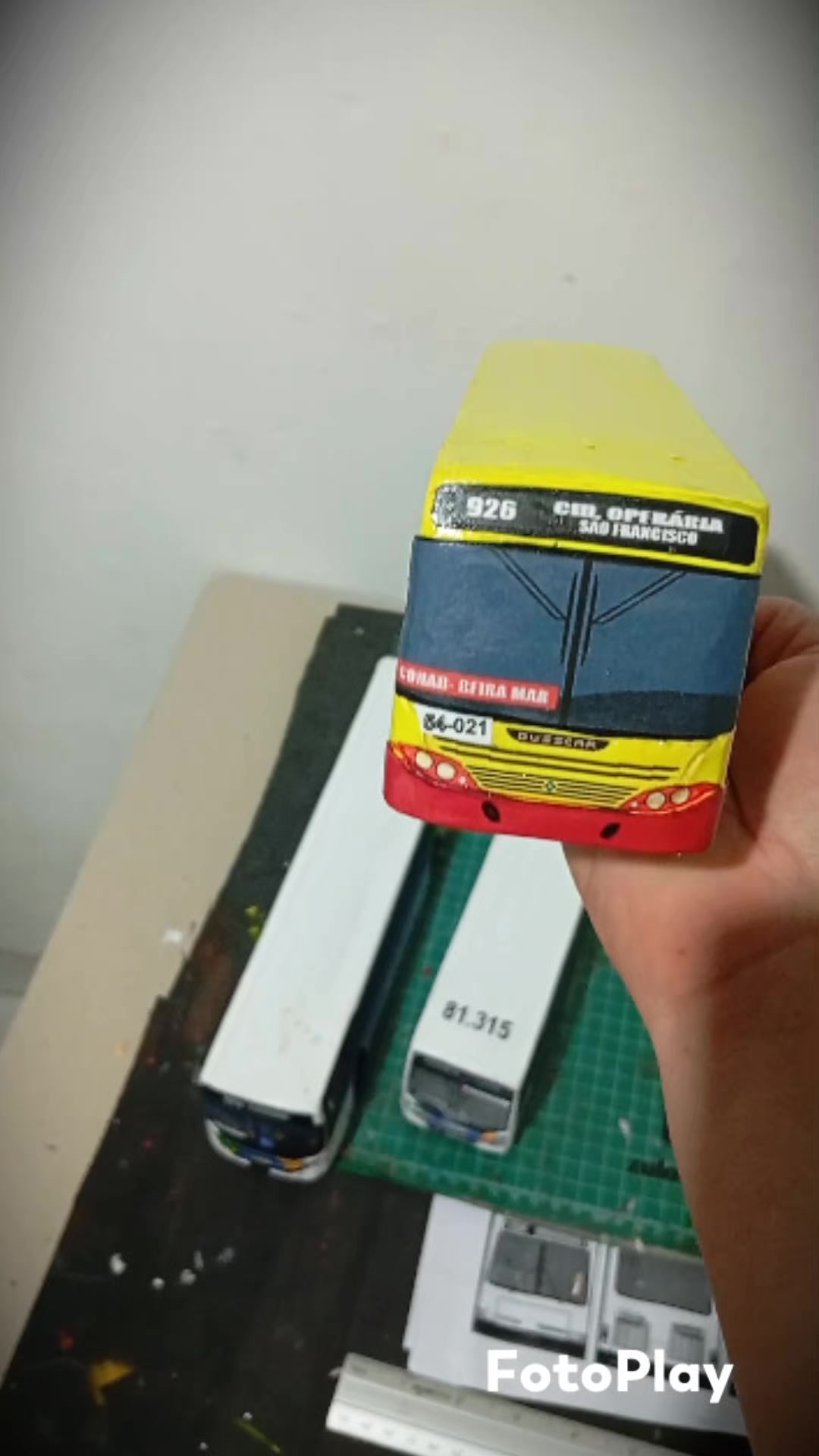 @Allf. Omnibus miniaturas