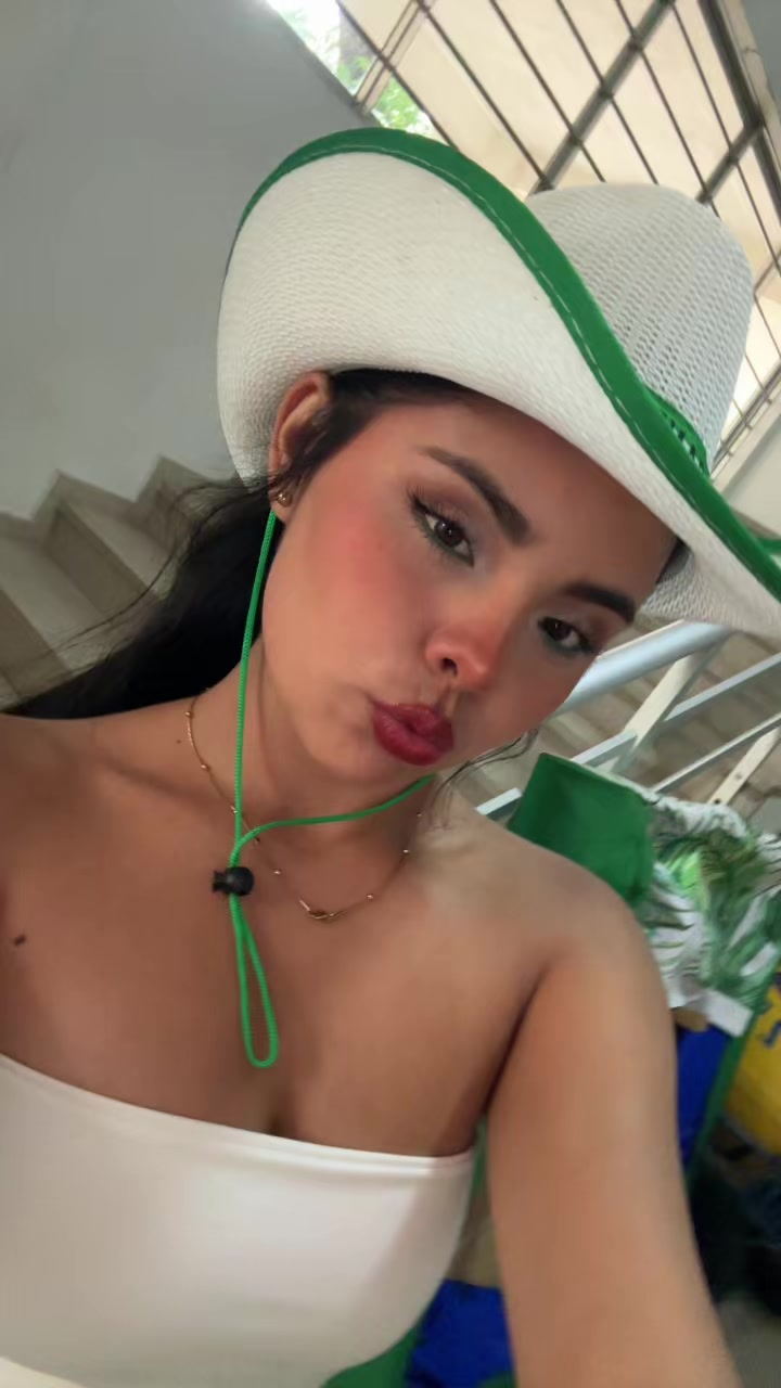 @𝐋𝐢𝐳