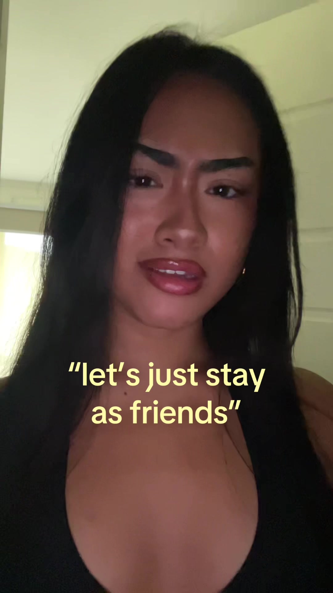 @TH💋NIA
