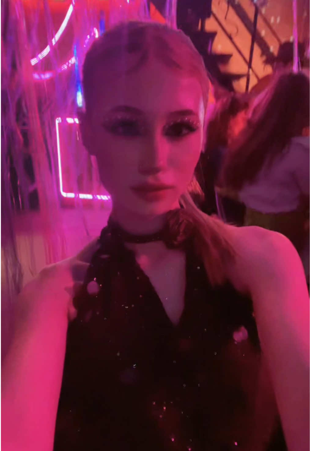 @Даришка🍒