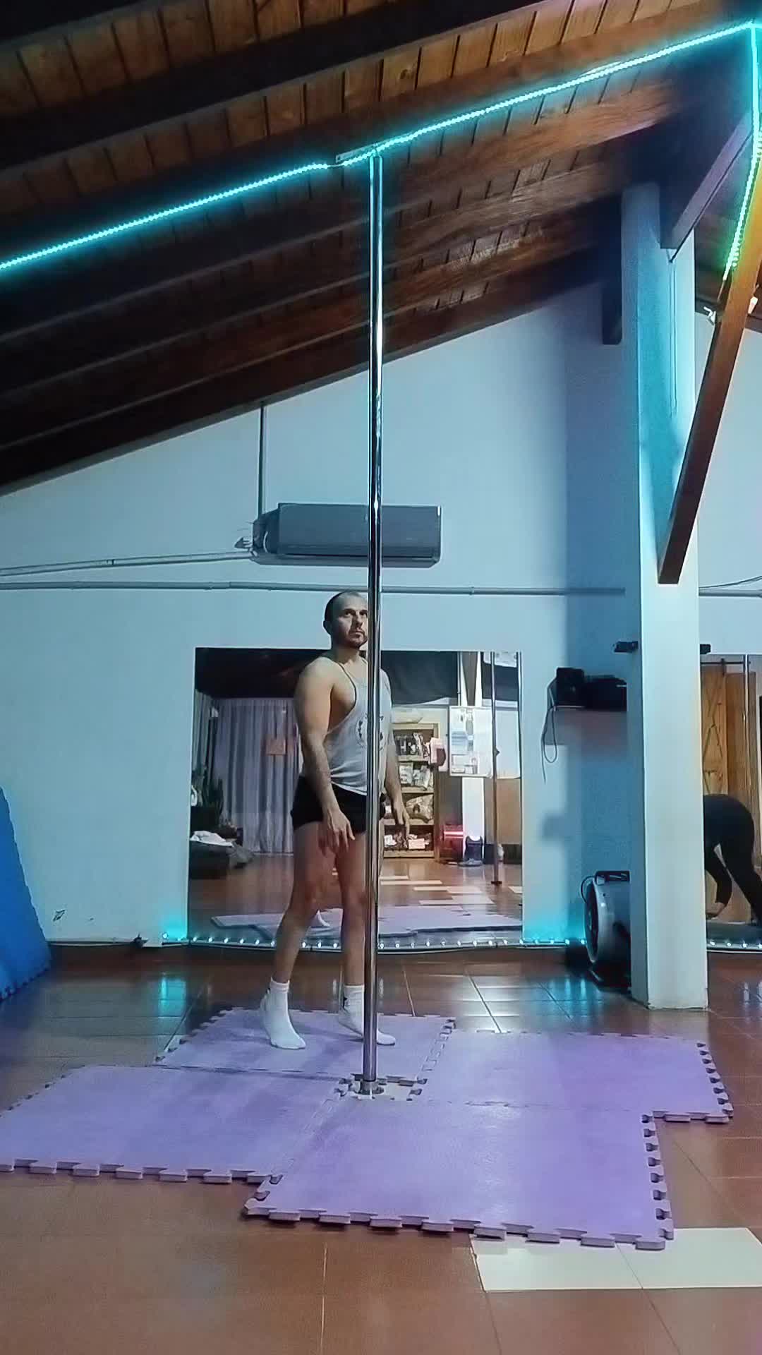 @Bruno Pole Sport
