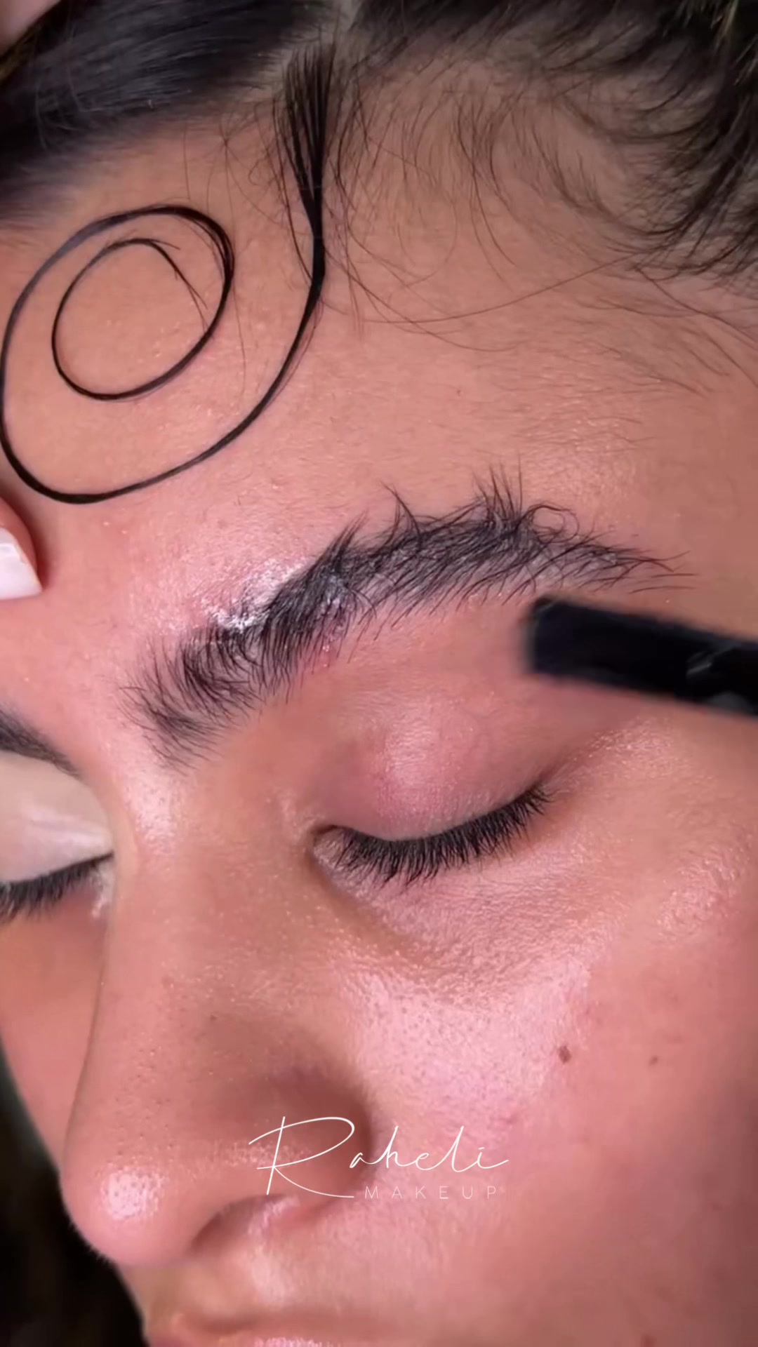 @Raheli Makeup