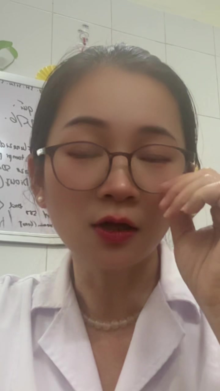 @Hoa s&uacute;n ( nh&iacute; nhố)
