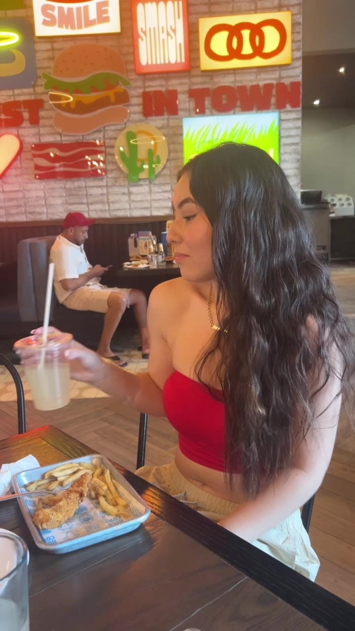 @Sarahi Flores
