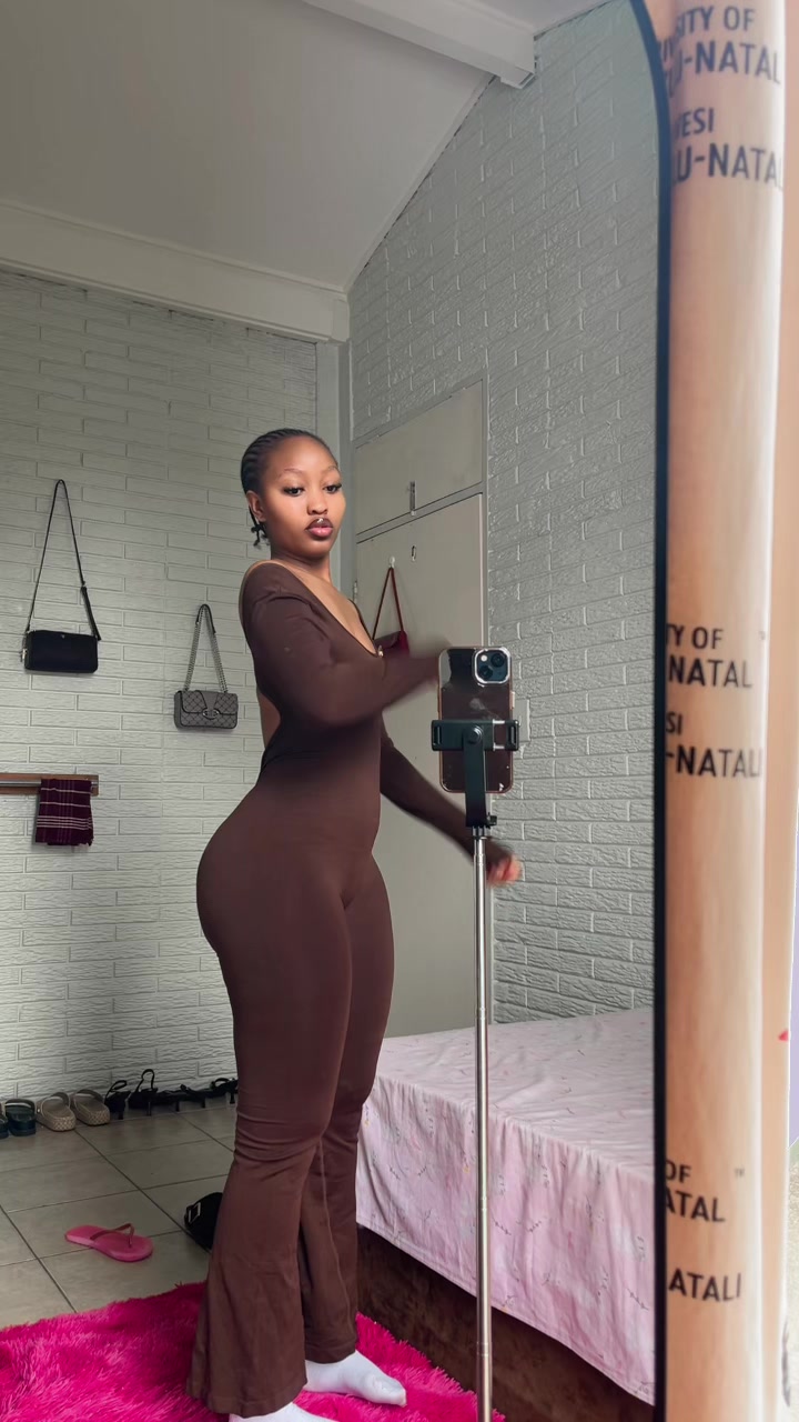 @Asanda