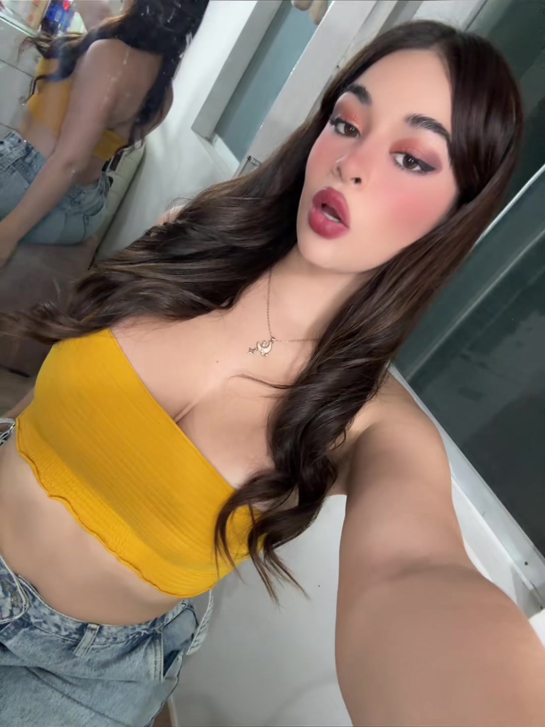 @Kiara romero♥️