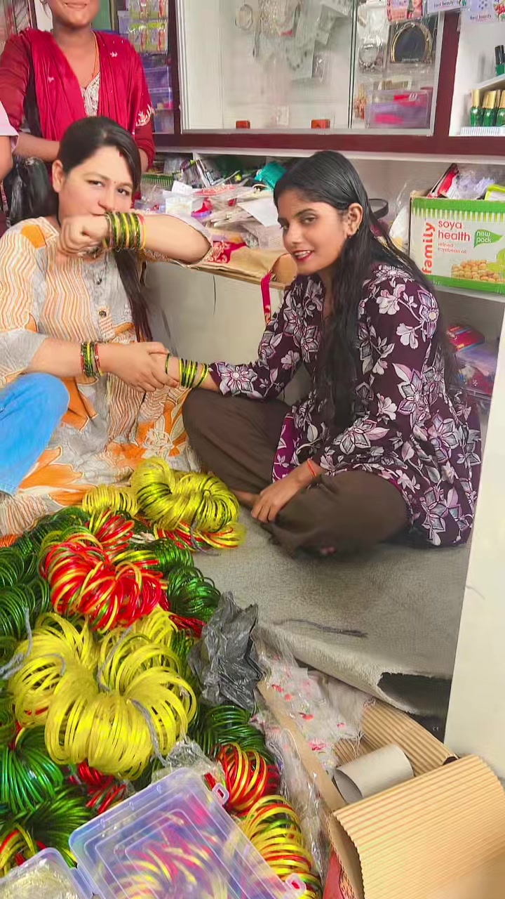 @Aarti Beauty parlour