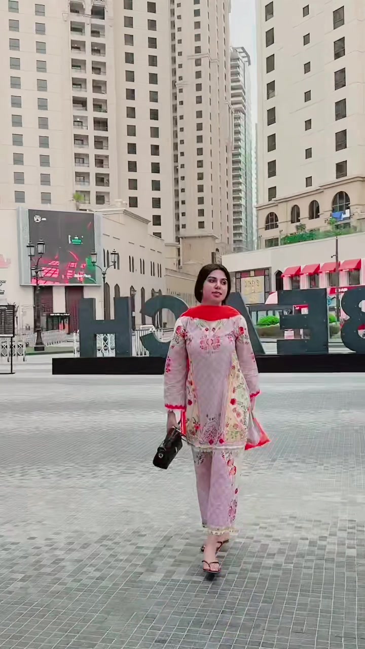 @Uroojkhan