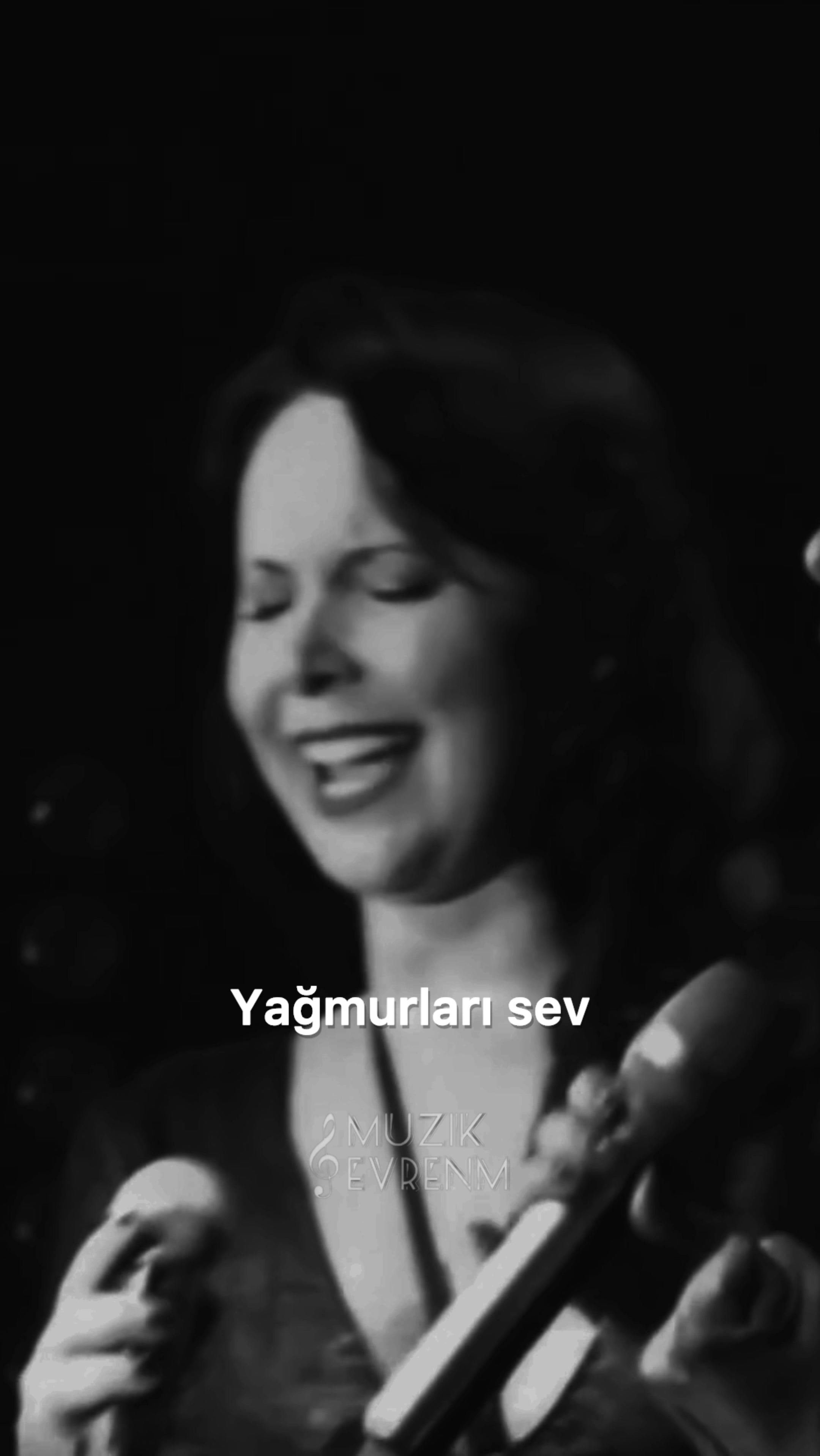 @M&uuml;zik Evrenim