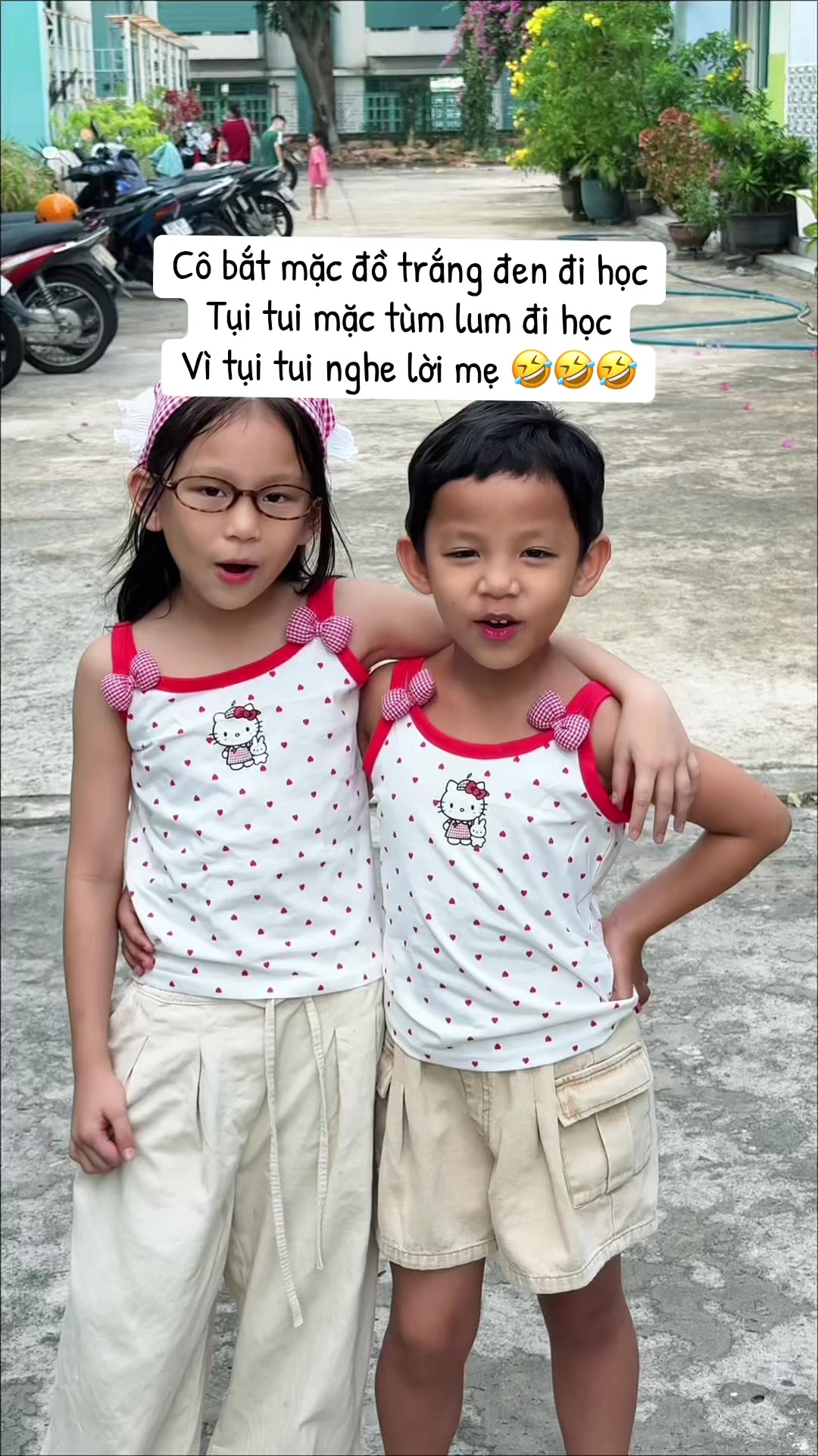 @Song Lam - CiCi EmEm