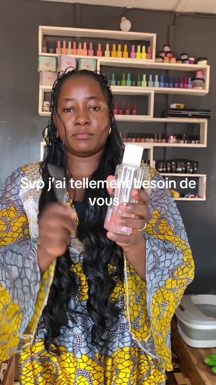 @NKM nail’s Maman na conteneur