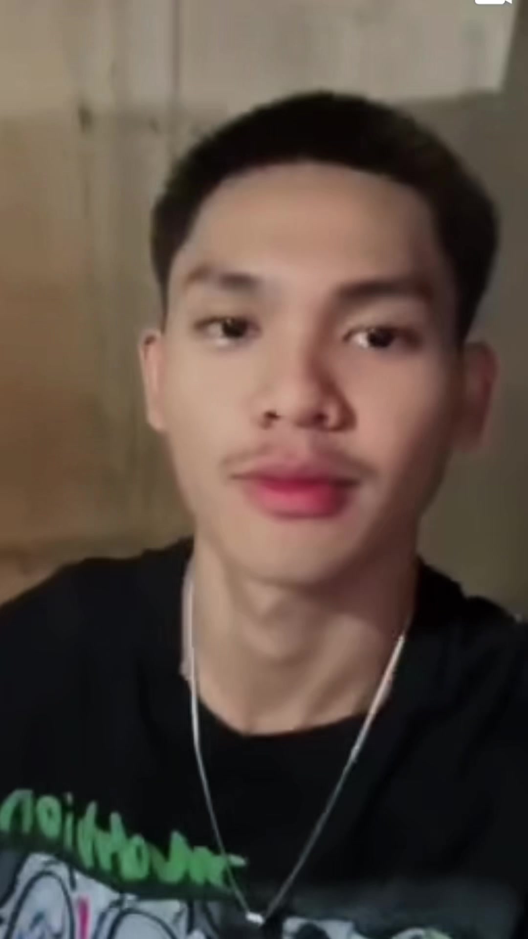 @elysieee