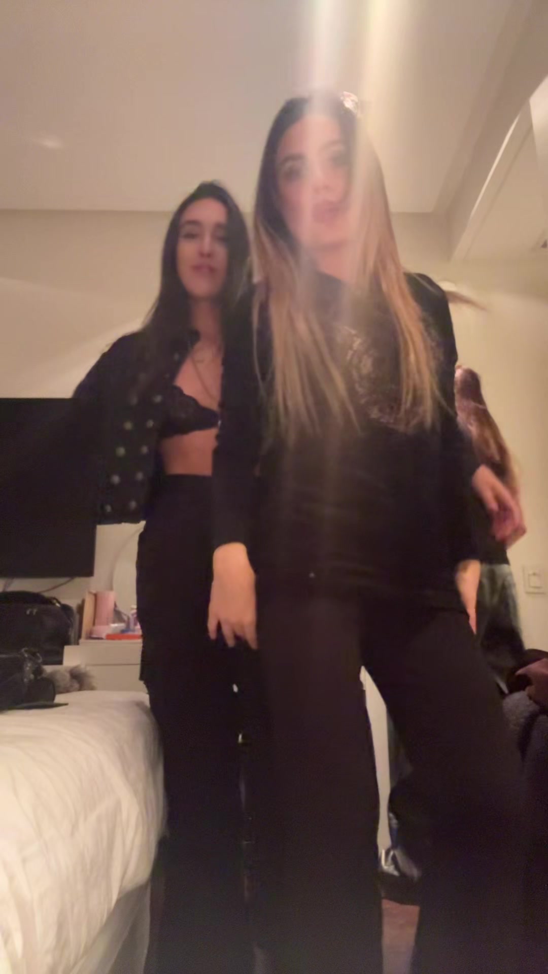@Xuxu