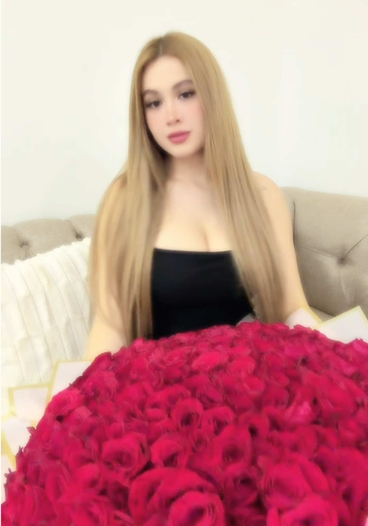 @_______p00