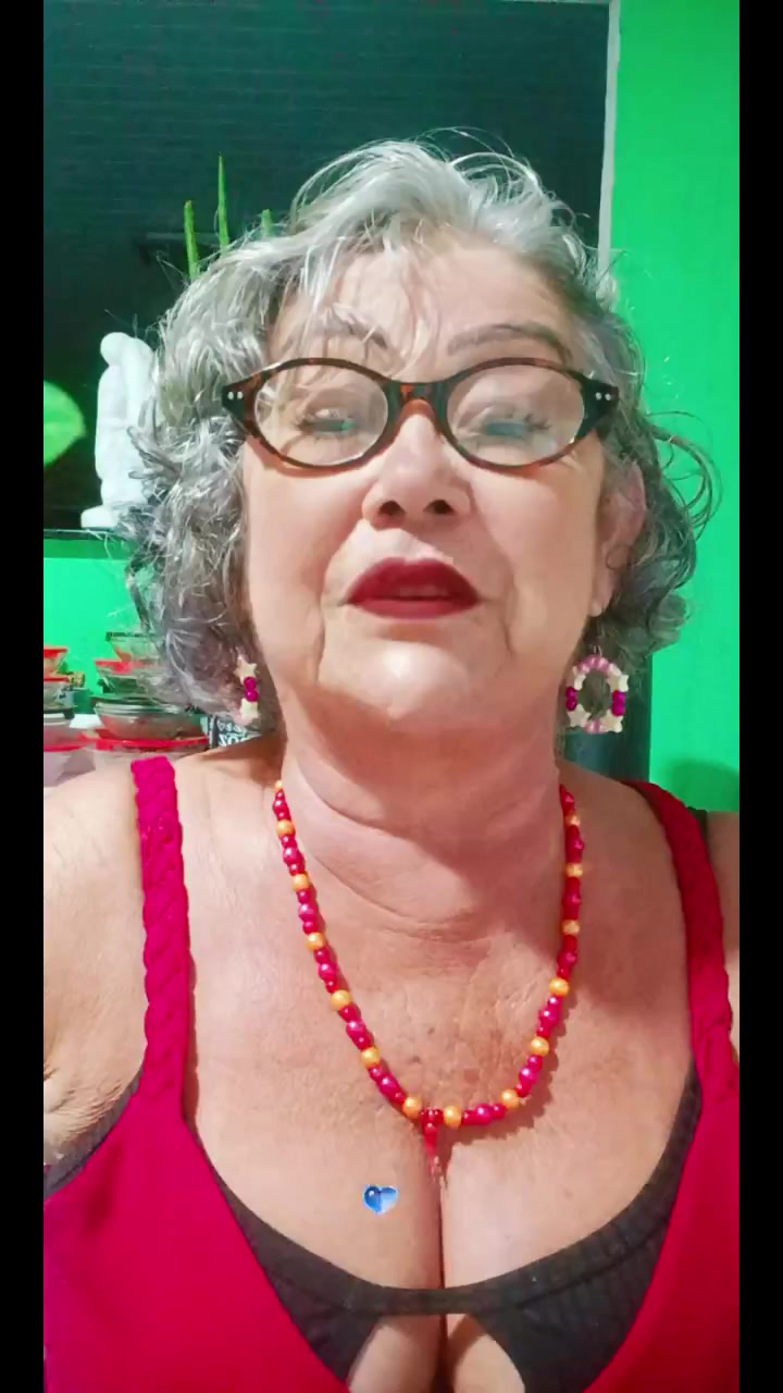 @Anamarialiveee@