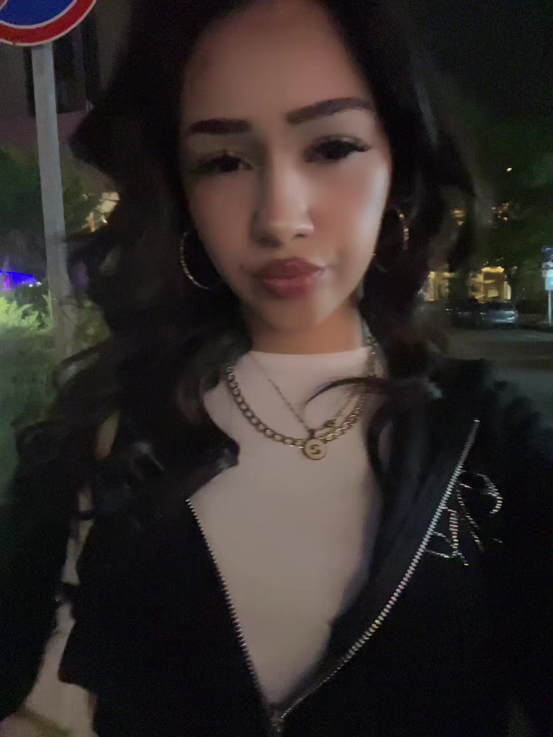 @🚩