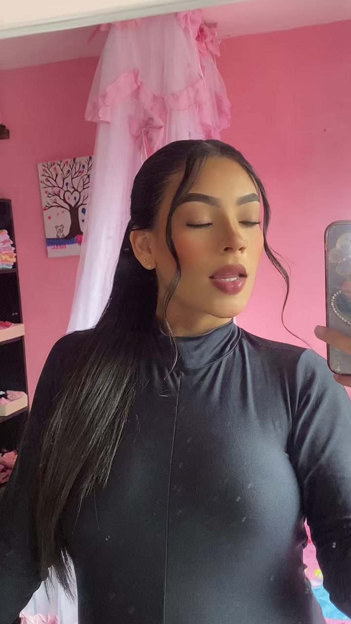 @lau 🫦