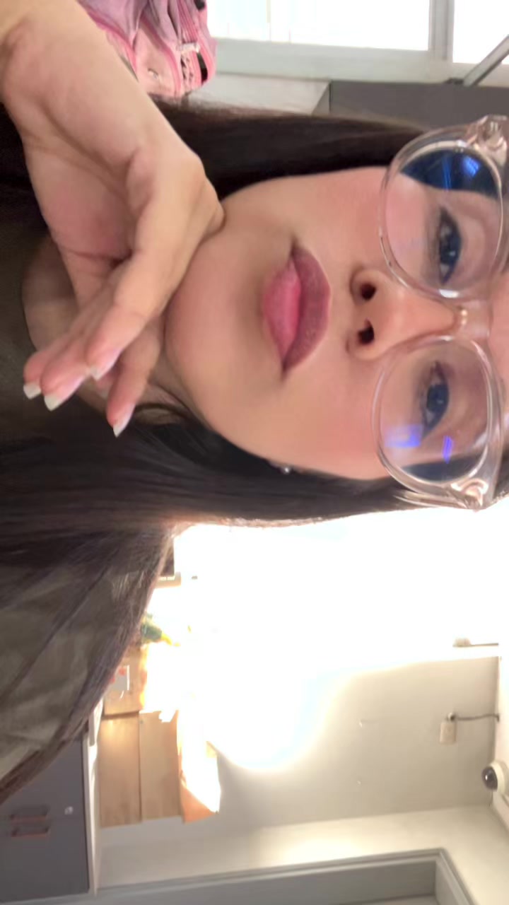 @Chelmi✨