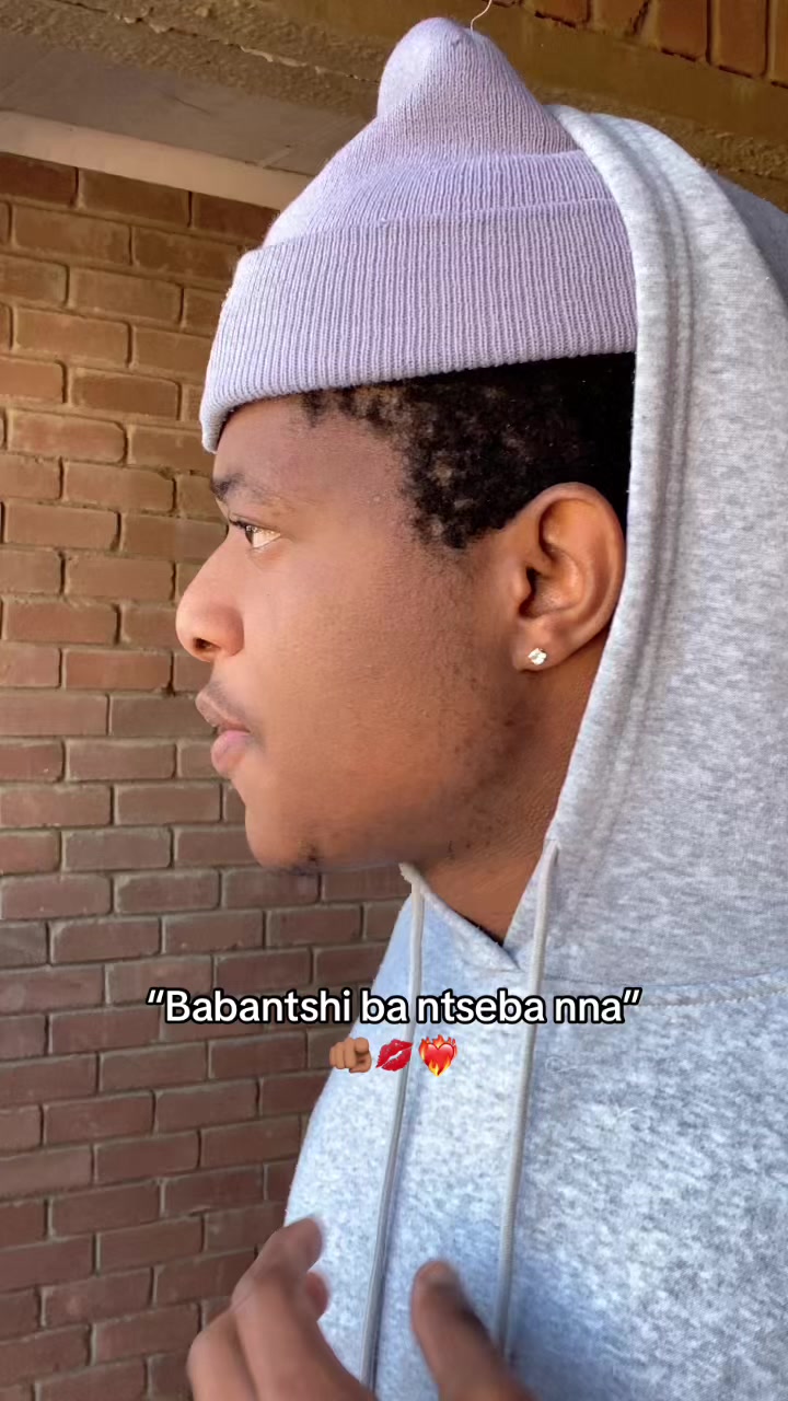 @Kamogelo_