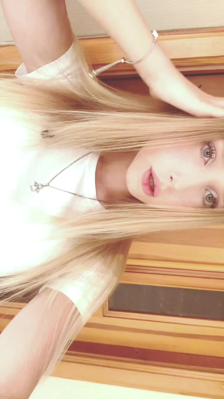 @vladalovely0