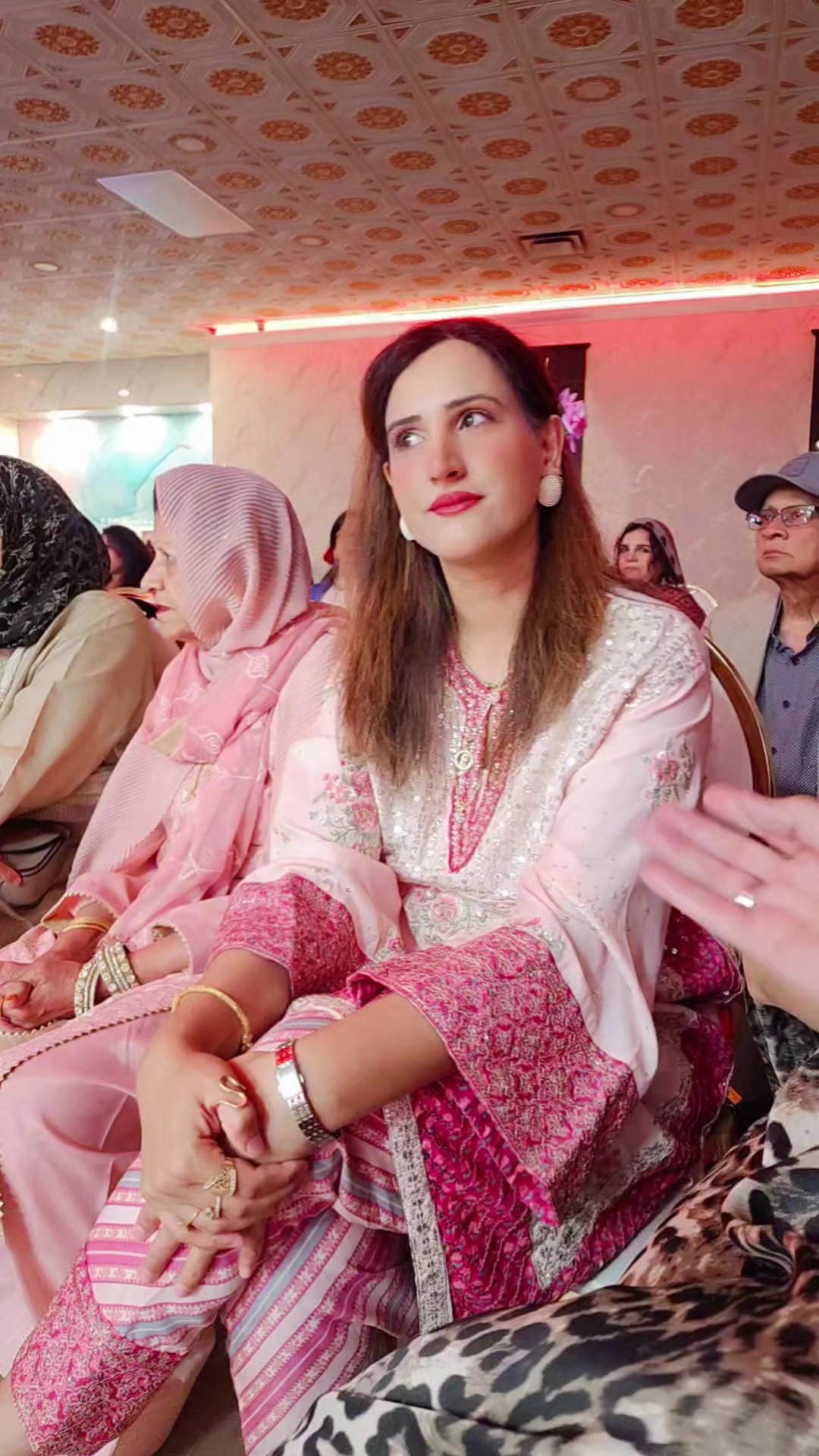 @Saira Faisal Canada