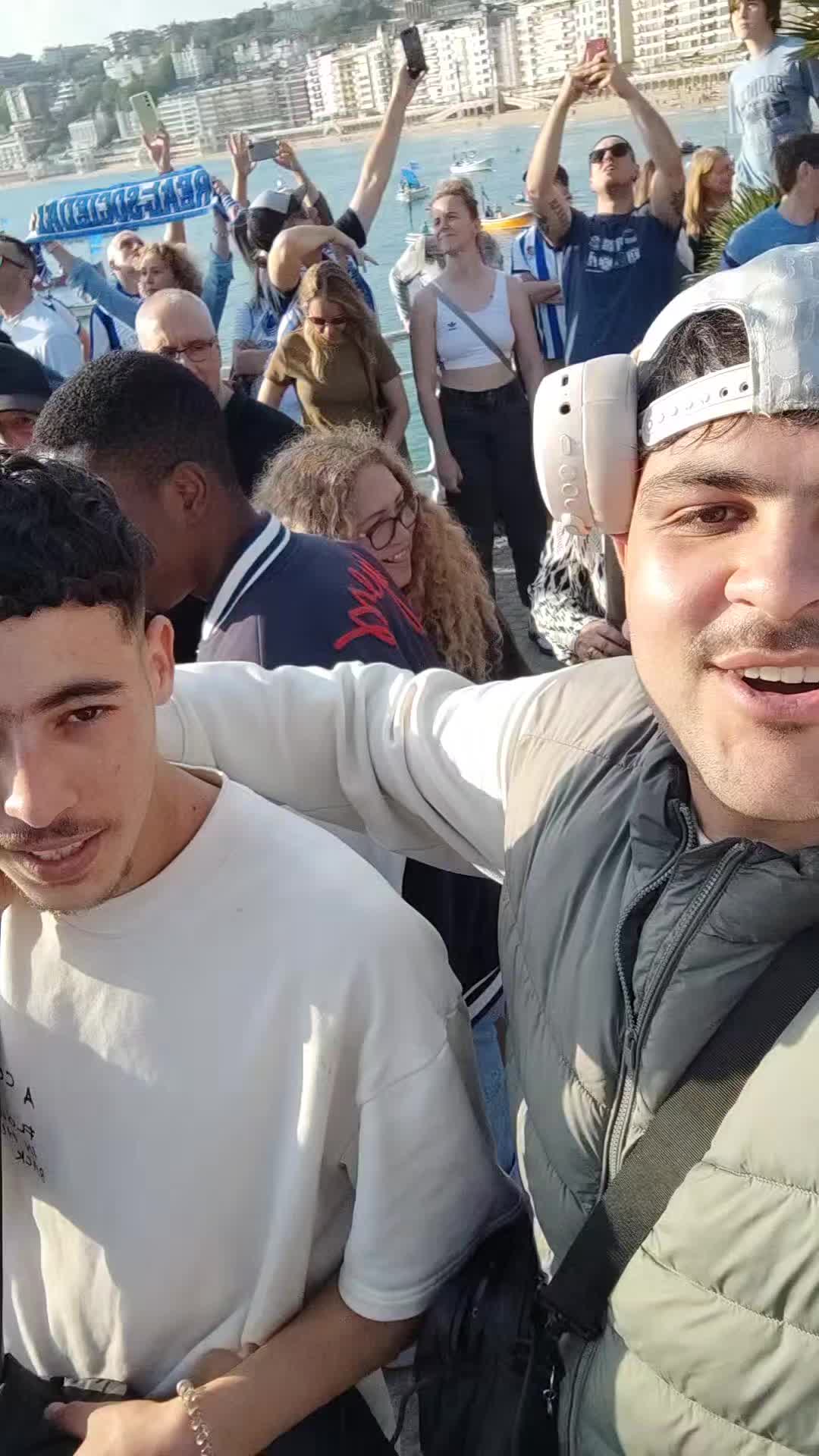 @Rāmî +33🇨🇵