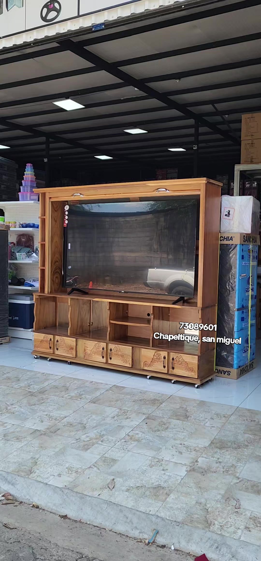 @comercial la nueva oficial1