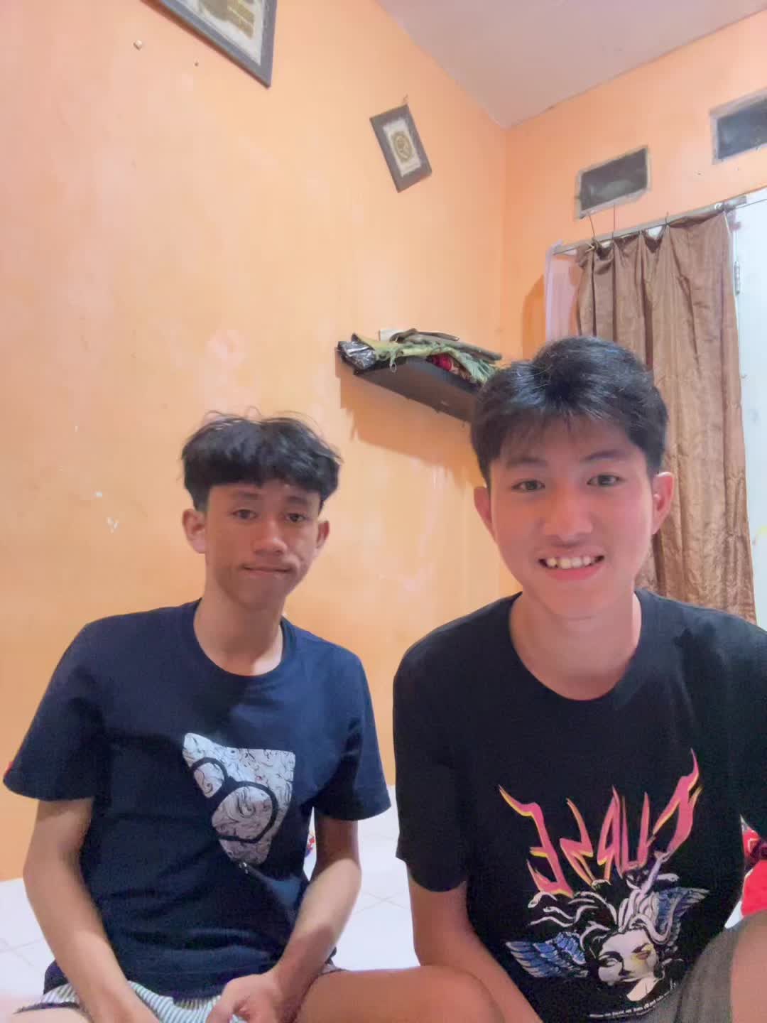 @Fandy