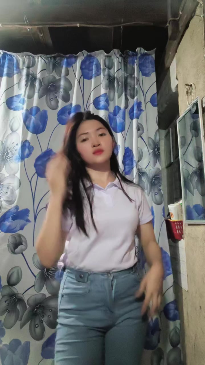@lourilyn