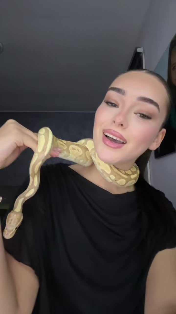 @MM