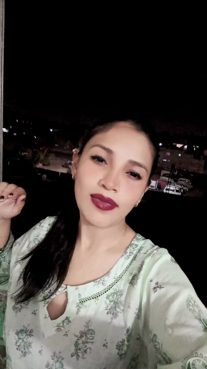 @Angel Queen 👑 is back 🤨