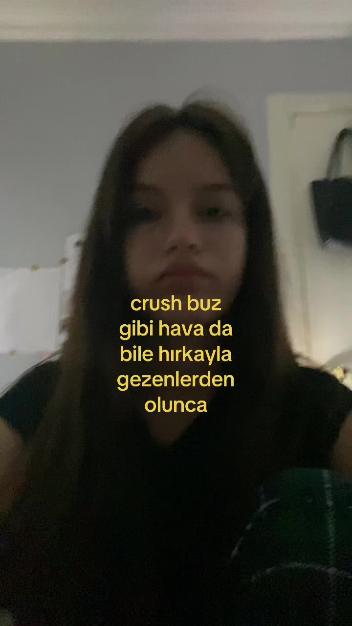 @lola