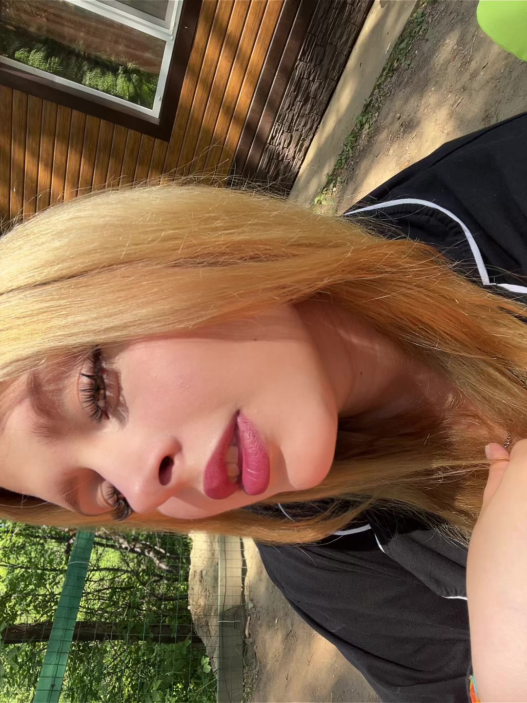 @viola